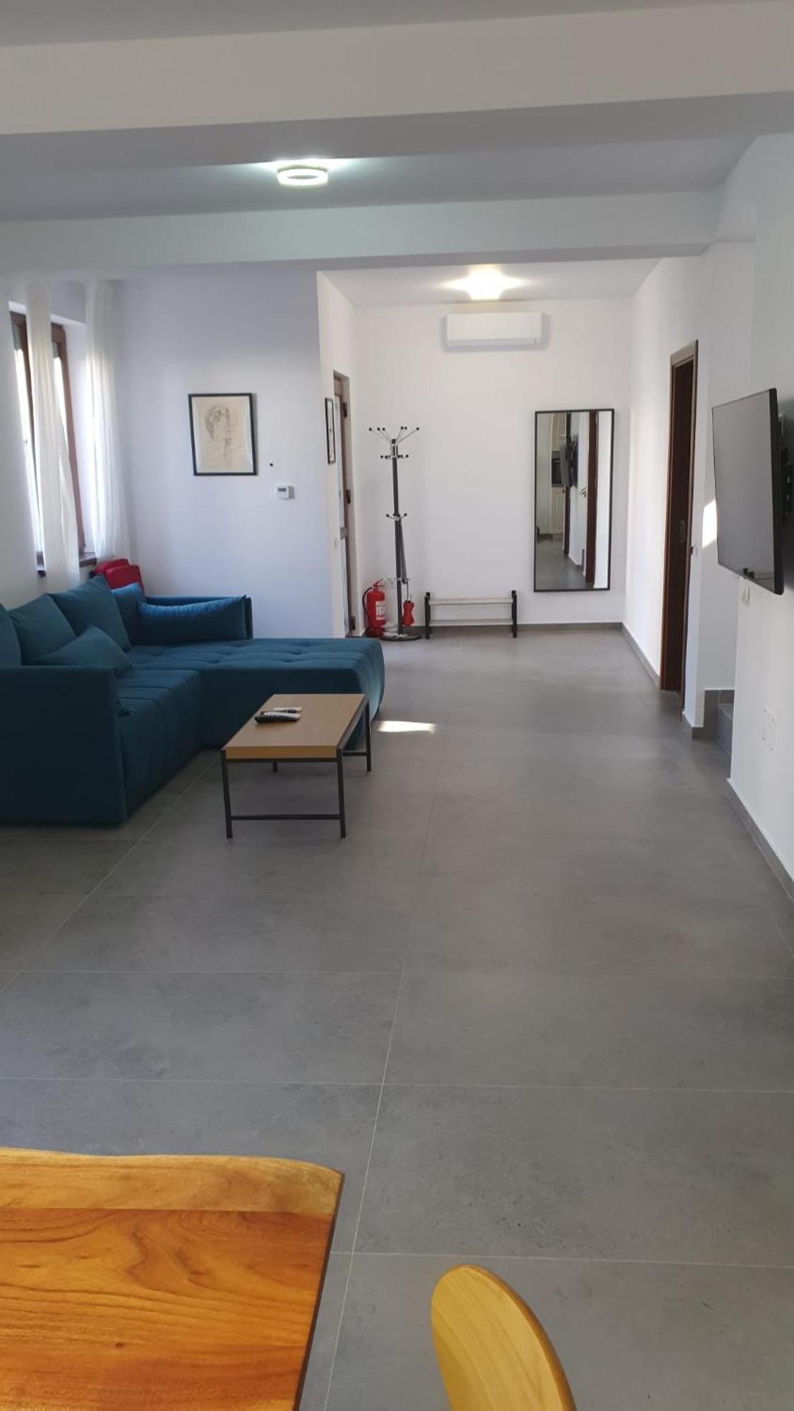 Mrs House 2 Holiday home *